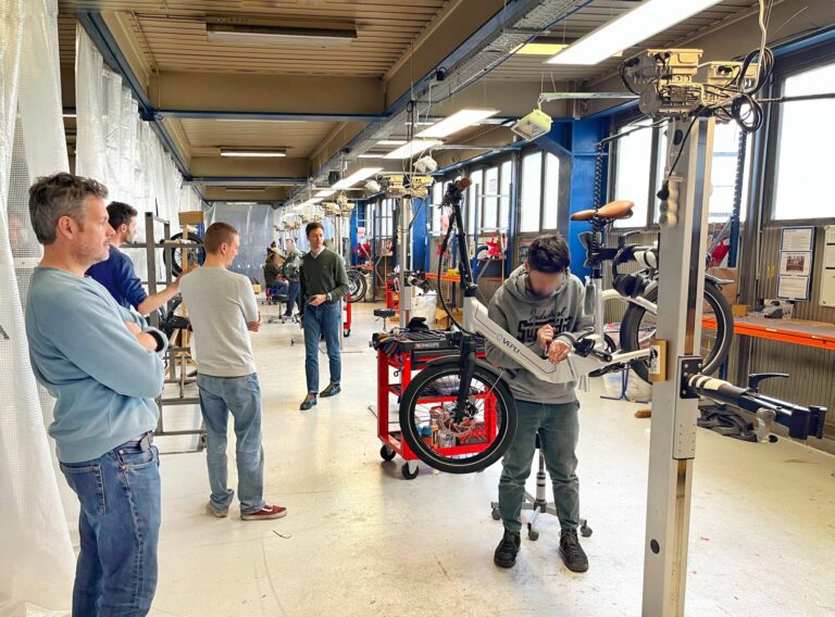 1743525759648 grand plateau assemblage